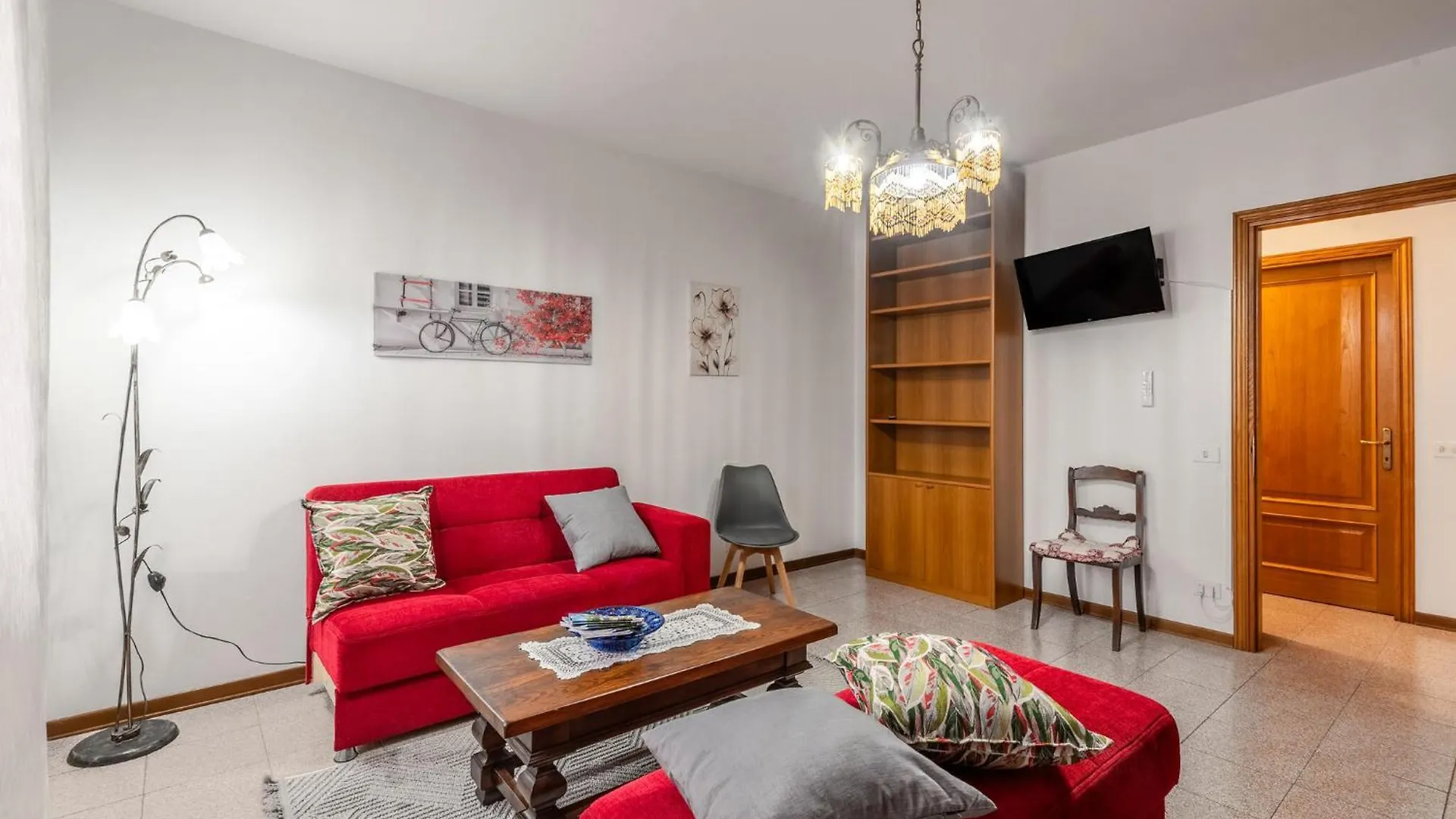 Casa Vacanze Vittorio Brucciano Italy
